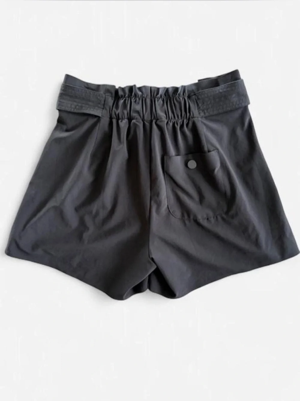 Athleta Skyline Short II Black Paperbag Belted Travel Shorts Size 0 NWOT